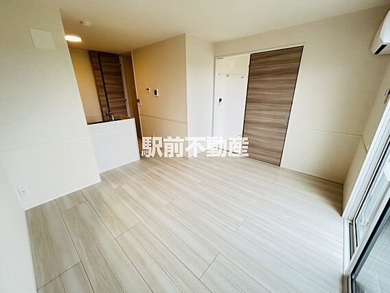 Remainbroad_内装_0