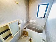 お風呂には換気窓が