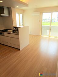 セジュールオッツ兵庫 102 1階3LDKのリビング/ダイニング