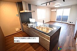 Grazio　A棟 302 2階2LDKのリビング/ダイニング