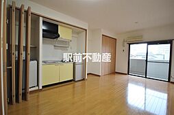 ファミール天神 203 2階ワンルームのリビング/ダイニング