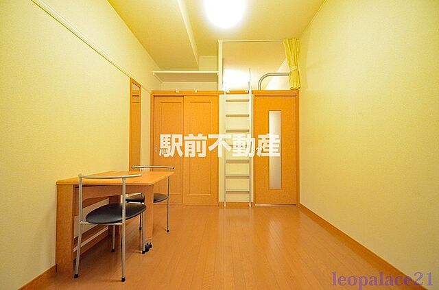 寝室