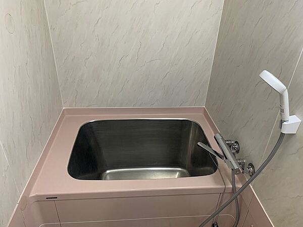 画像4:シャワー付のお風呂　バストイレ別