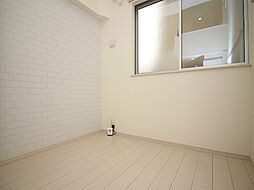 スペース・キャビン 103 1階ワンルームのリビング/ダイニング