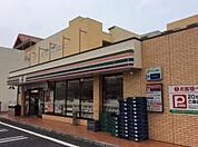 セブンイレブン 海老名駅前店  527m