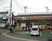 セブンイレブン 656m