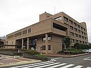 伊勢原市役所 1400m