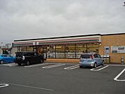 セブンイレブン 伊勢原板戸店 144m