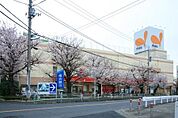 ダイエー 伊勢原店 623m