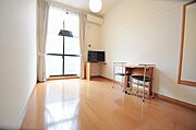 同タイプ部屋の写真となり設備等は現況と異なる場合があります。