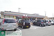 セブンイレブン秦野渋沢2丁目店 徒歩7分。 530m