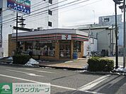 セブンイレブン 伊勢原駅前店 徒歩6分。コンビニ 420m