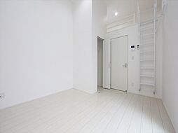 E.S.プレミア 1階1Kのリビング/ダイニング