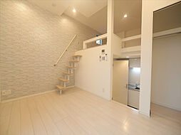 レーヴ・フルール 1階1Kのリビング/ダイニング