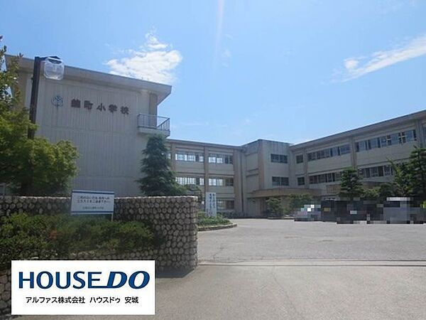 周辺を拡大表示