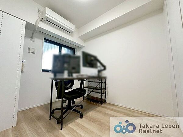 洋室を拡大表示