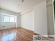 テレワークなどの作業部屋としても、季節家電などの物置としてもご使用いただけます。