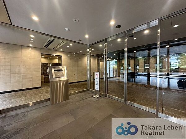 エントランスを拡大表示