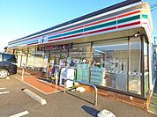 セブンイレブン江戸川本一色2丁目店 徒歩4分。 300m
