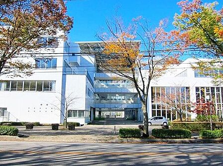 富山市立芝園中学校 徒歩15分。 1000m