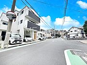 見通しの良さとともに、街並みに開放感を与えてくれます。 