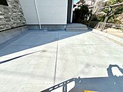 生活に欠かせない駐車スペース。