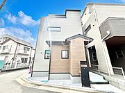 堂々完成！たっぷりの陽光と開放感に包まれる明るい住まい。 