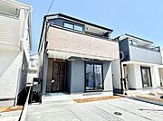 たっぷりの陽光と心地よい風が舞い込む住まい