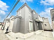 洗練された外観、上質な住空間が広がる室内は永く安心して過ごせる住居です。