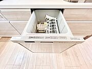 面倒なお片づけは食洗機にお任せ！家事の負担が減って、時間にも気持ちにもゆとりができます。