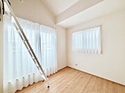 2面採光を確保した明るい空間。家族みんなが快適な暮らしを実現する設計です。