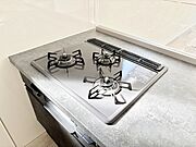 三口ガスコンロでお料理が一気にはかどりそう  　