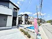 前面道路はきちんと整備されています  