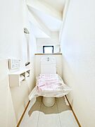 ウォシュレット付きトイレが1階と2階それぞれに配置されていてとても便利です。 