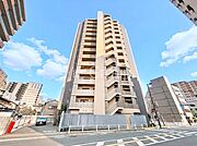 溢れる陽光でご家族の笑顔も輝く