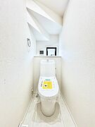 ウォシュレット付きトイレが1階と2階それぞれに配置されていてとても便利です。 