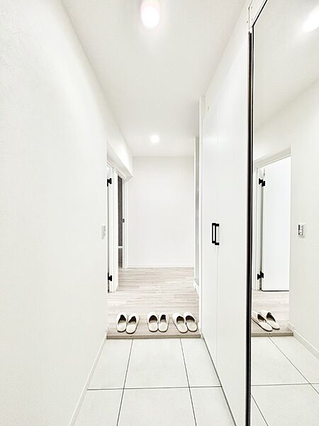玄関を拡大表示