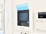 訪問者が一目でわかる、安心のＴＶモニター付きインターフォン