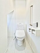 トイレは1階と2階それぞれに配置されていてとても便利です。 