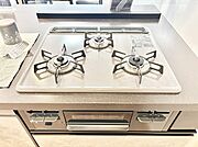 三口ガスコンロでお料理が一気にはかどりそう。  