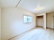 爽やかな日差しがお部屋全体を優しく包み込んでくれます