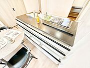 大容量のキッチン収納