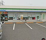 コンビニ 200m ファミリーマート 八潮大原店