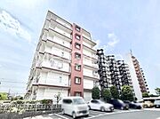 生活に便利な地に伸びやかな家族の生活風景を描く住まい