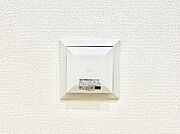 新鮮な空気をお部屋に取り込んで停滞していた「悪い空気」を追い出して健康的な毎日を送りましょう。