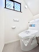 トイレは1階と2階それぞれに配置されていてとても便利です。 