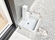 外水栓があると、庭のお手入れやちょっとした手洗い・洗車に便利です！ 