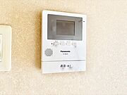TVモニター付インターフォンが付いていてセキュリティ充実  