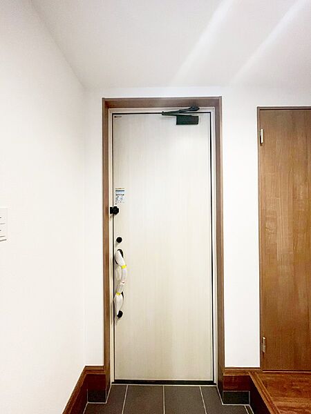 玄関を拡大表示