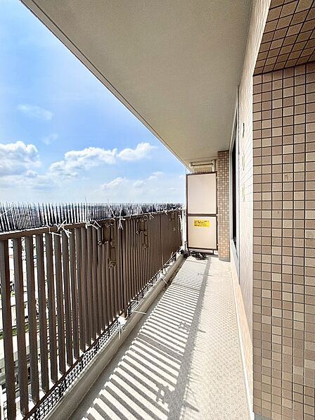 心地よい風を感じながらお洗濯物が干せそうです